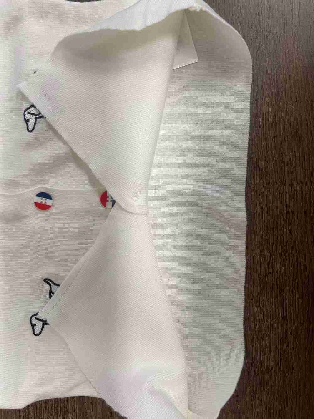 ✨ Thom Browne Cream Dachshund Embroidered Button‑Front Knit Vest - Picture 2 of 5